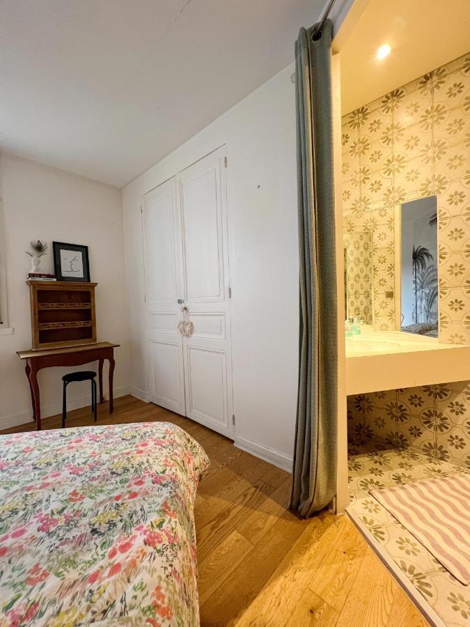 Chambre Confortable Chez Particulier Avec Salle De Bain Privee น็องต์ ภายนอก รูปภาพ